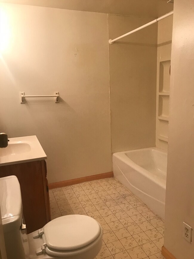 629 St Johns Ave in Billings, MT - Building Photo - Building Photo