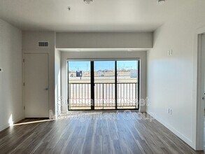 1665 Midtown Pl in Midwest City, OK - Building Photo - Building Photo