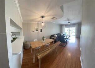 5296 Jubilee Way in Margate, FL - Foto de edificio - Building Photo
