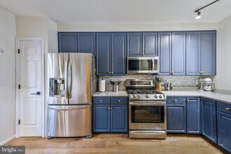 1540 Northern Neck Dr in Vienna, VA - Building Photo - Building Photo