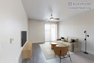 13195 W Progress Cir in Littleton, CO - Building Photo