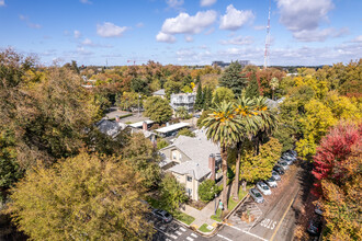 Capitol View Apartments in Sacramento, CA - Building Photo - Building Photo