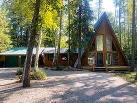 1875 Lacy Ln in Whitefish, MT - Building Photo