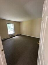 35 Warwick St in New Haven, CT - Building Photo - Building Photo