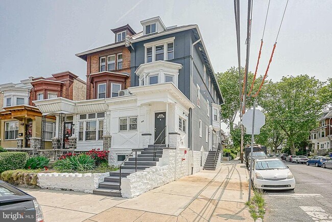 property at 323 S 51st St