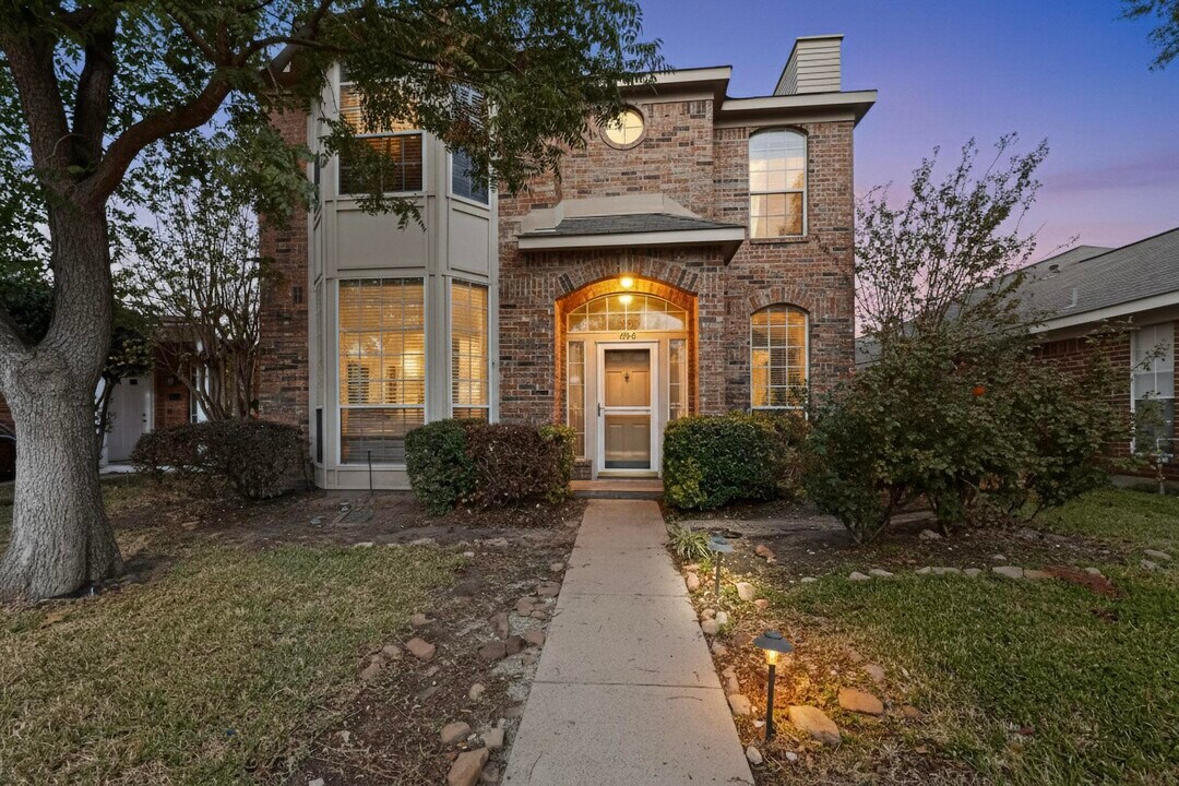 636 Raintree Cir in Coppell, TX - Building Photo