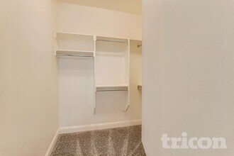 401 Winehart St in The Colony, TX - Building Photo - Building Photo