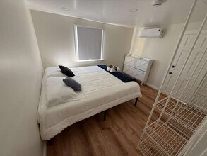 1157 W 2nd St, Unit 1157 W 2nd St, San Pedro, CA 90731 in San Pedro, CA - Foto de edificio - Building Photo