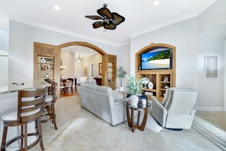 9104 Cherry Oaks Tr in Naples, FL - Building Photo - Building Photo