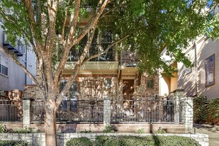 3822 Brown St in Dallas, TX - Building Photo