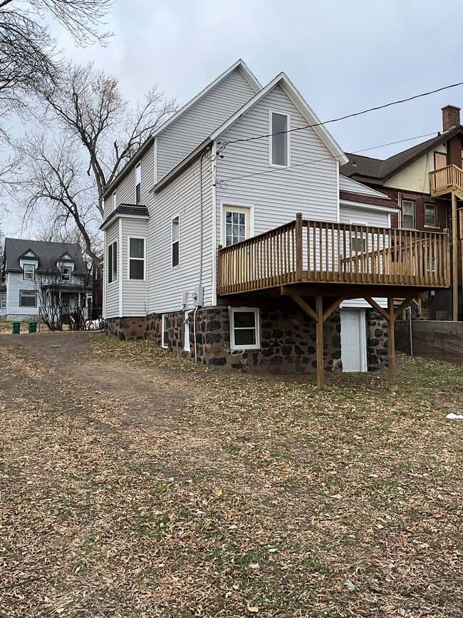 1324 E 2nd St in Duluth, MN - Building Photo - Building Photo
