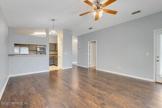 3811 Autumn Leaf Ct in Jacksonville, FL - Building Photo - Building Photo