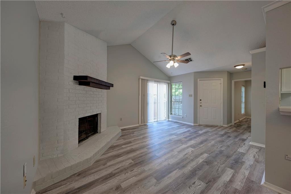12221 Tyson Cove in Austin, TX - Building Photo