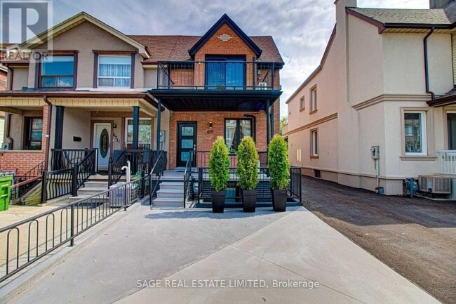 property at 671 Dufferin St