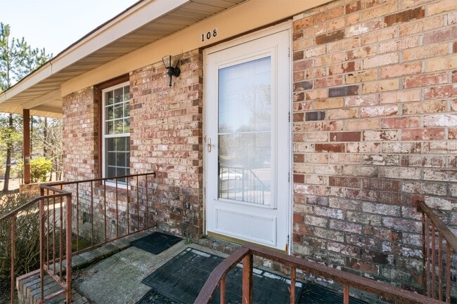 108 Forestwood Dr in Garner, NC - Building Photo - Building Photo