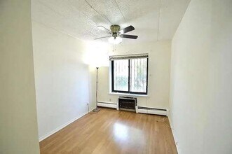 5409 108th St, Unit 1D in Queens, NY - Building Photo - Building Photo