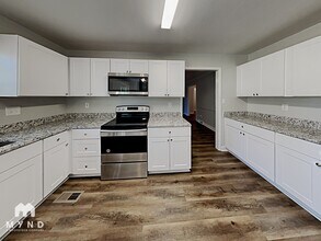 4901 Craigwood Dr in Charlotte, NC - Foto de edificio - Building Photo