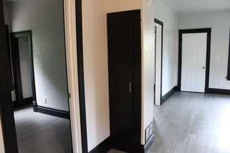 317 E 10th St S in Ladysmith, WI - Building Photo - Building Photo