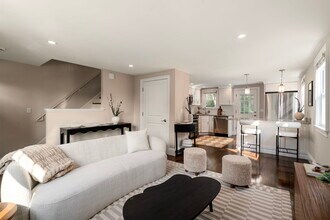 51 Chapel St, Unit 1 in Norwood, MA - Building Photo - Building Photo