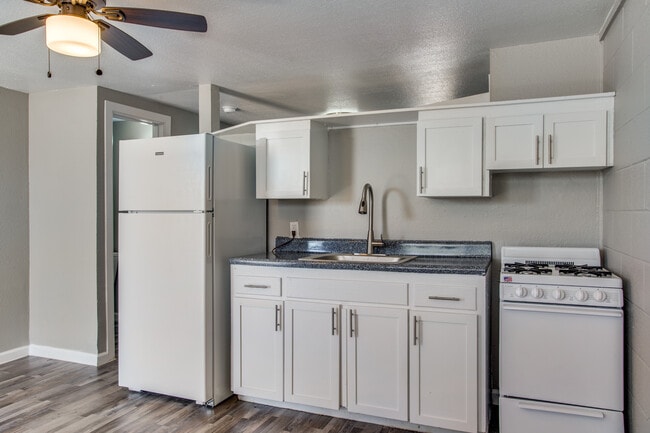 Oasis Apartments in Copperas Cove, TX - Building Photo - Building Photo