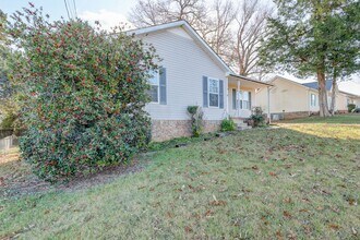 2825 Teakwood Dr in Clarksville, TN - Building Photo - Building Photo