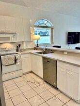 670 NW 154th Ave in Pembroke Pines, FL - Building Photo - Building Photo