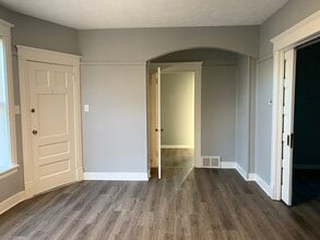 2530 W Gardner Ave in Spokane, WA - Building Photo - Building Photo