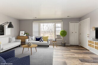 87 Paxton Ave in Calumet City, IL - Building Photo - Building Photo