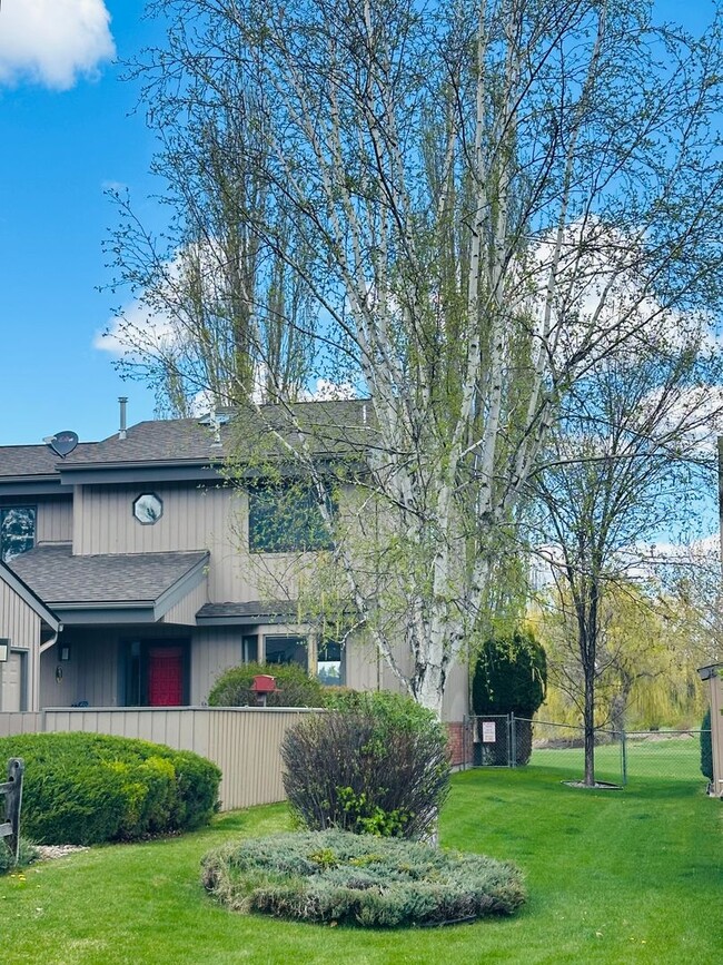 130 Fairway Blvd in Kalispell, MT - Building Photo - Building Photo