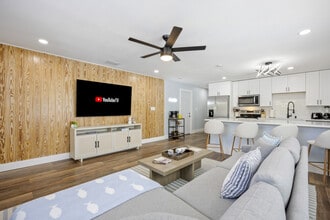 79 S Brevard Ave, Unit SI ID1389639P in Cocoa Beach, FL - Foto de edificio - Building Photo