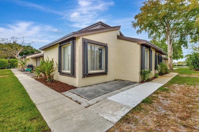 property at 5264 Bosque Ln