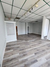 231 Meeting St in Charleston, SC - Foto de edificio - Building Photo