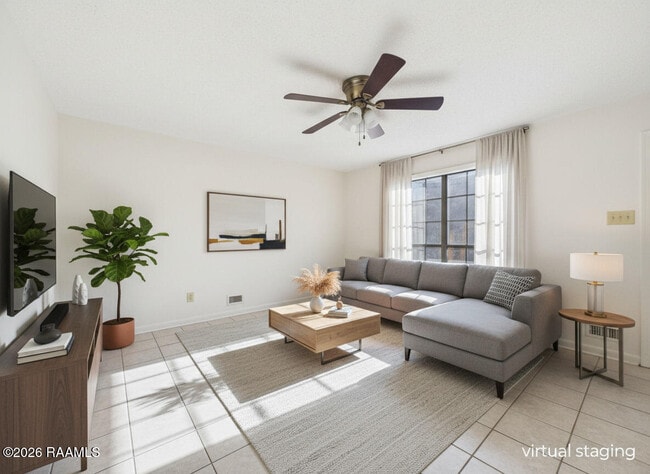 112 Country Ln in Lafayette, LA - Building Photo - Building Photo