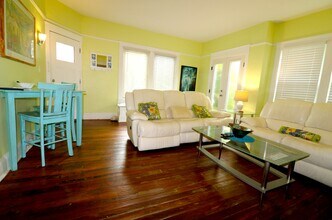 2016 Hallwood Pl, Unit 3 in Melbourne, FL - Building Photo - Building Photo