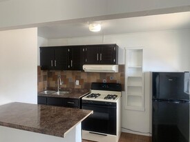 524 N Mesquite St, Unit 4 Apartments