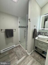 550 School House Ln in Willow Grove, PA - Building Photo - Building Photo