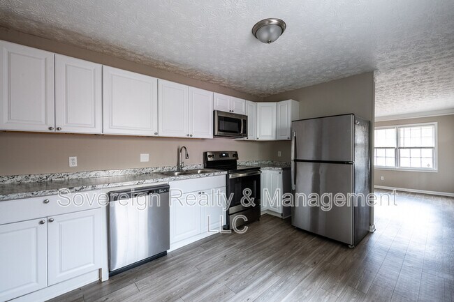 467 Southern Way in Lawrenceville, GA - Building Photo - Building Photo