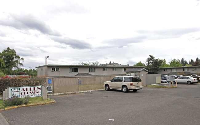 Allen Crossing in Beaverton, OR - Building Photo - Building Photo