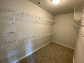 255 Shallowbag Bay Ln in Jacksonville, NC - Building Photo - Building Photo