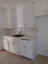 2100 N Verdugo Rd, Unit B in Glendale, CA - Foto de edificio - Building Photo