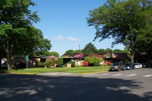 1908 Maple St Apartments