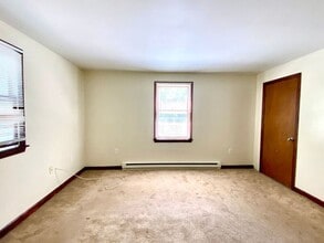 48-50-50 Rifle St in Springfield, MA - Building Photo - Building Photo