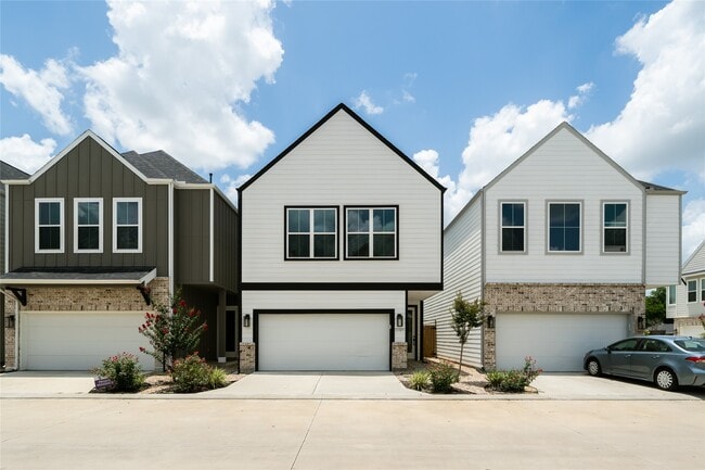 property at 11325 Stonework Garden Ln