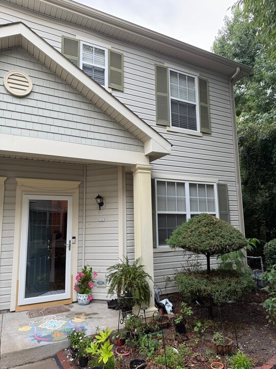 1439 Hambledon Loop in Chesapeake, VA - Foto de edificio