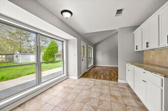 9852 Hawthorne Dr in Baton Rouge, LA - Building Photo - Building Photo