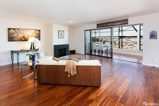 77 Grand View Ave in San Francisco, CA - Building Photo - Building Photo