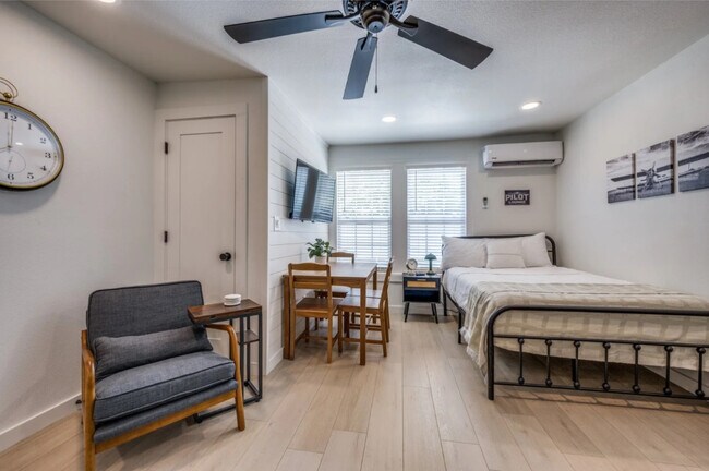 The Vanderbilt in Denton, TX - Building Photo - Building Photo