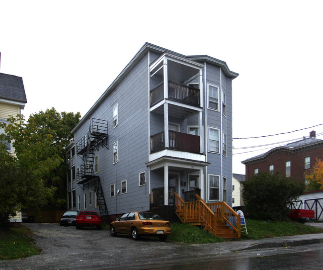 32 Horton St in Lewiston, ME - Building Photo - Building Photo