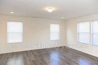 1541 Mariners Ct in Winston-Salem, NC - Building Photo - Building Photo