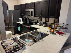 2819 SE 1st Dr in Homestead, FL - Building Photo - Building Photo